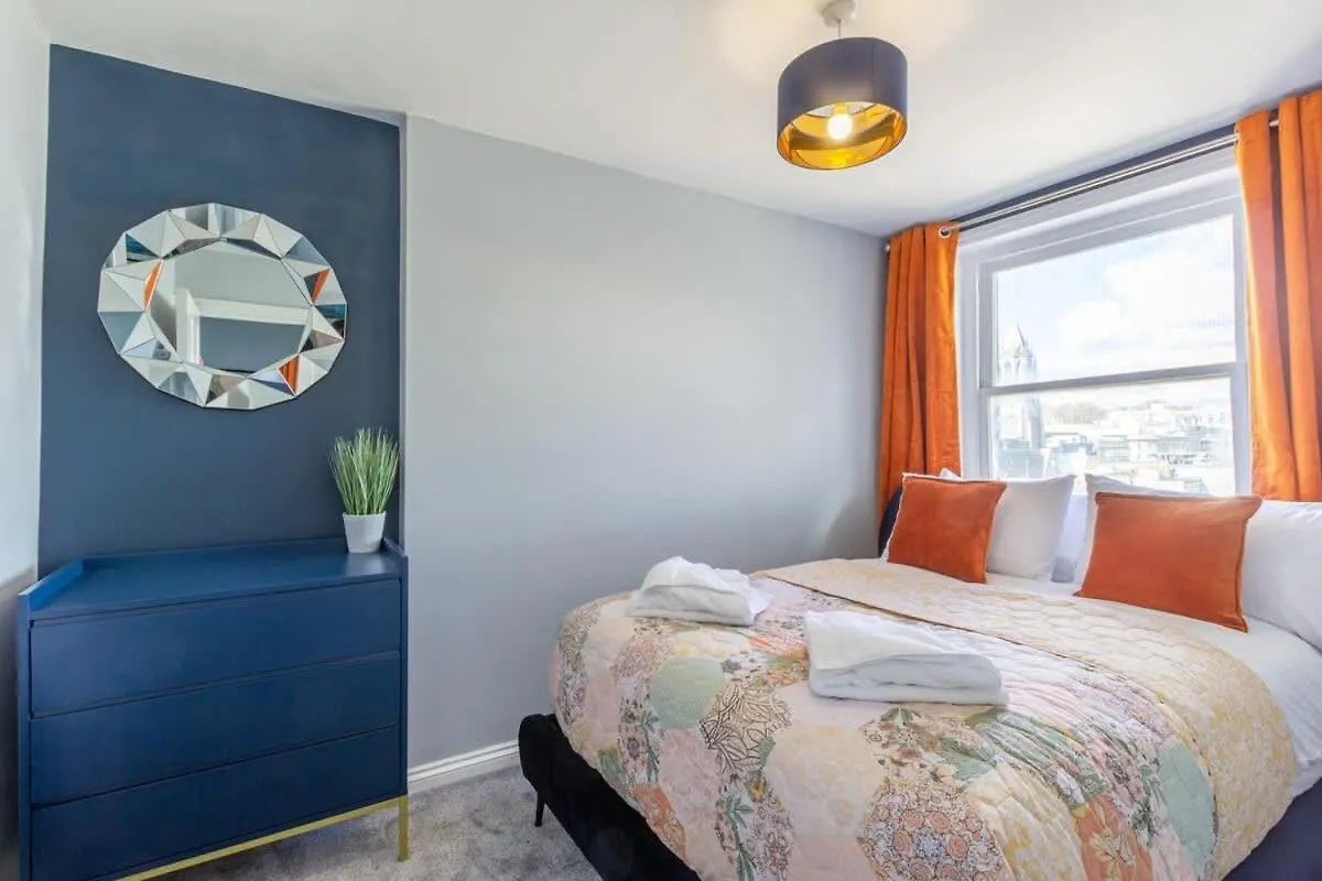 Brighton Heights With Sea Views Apartment
